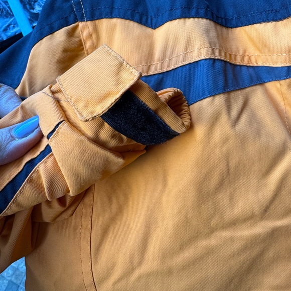 Hurley Orange and Black Jacket - Picture 6 of 10